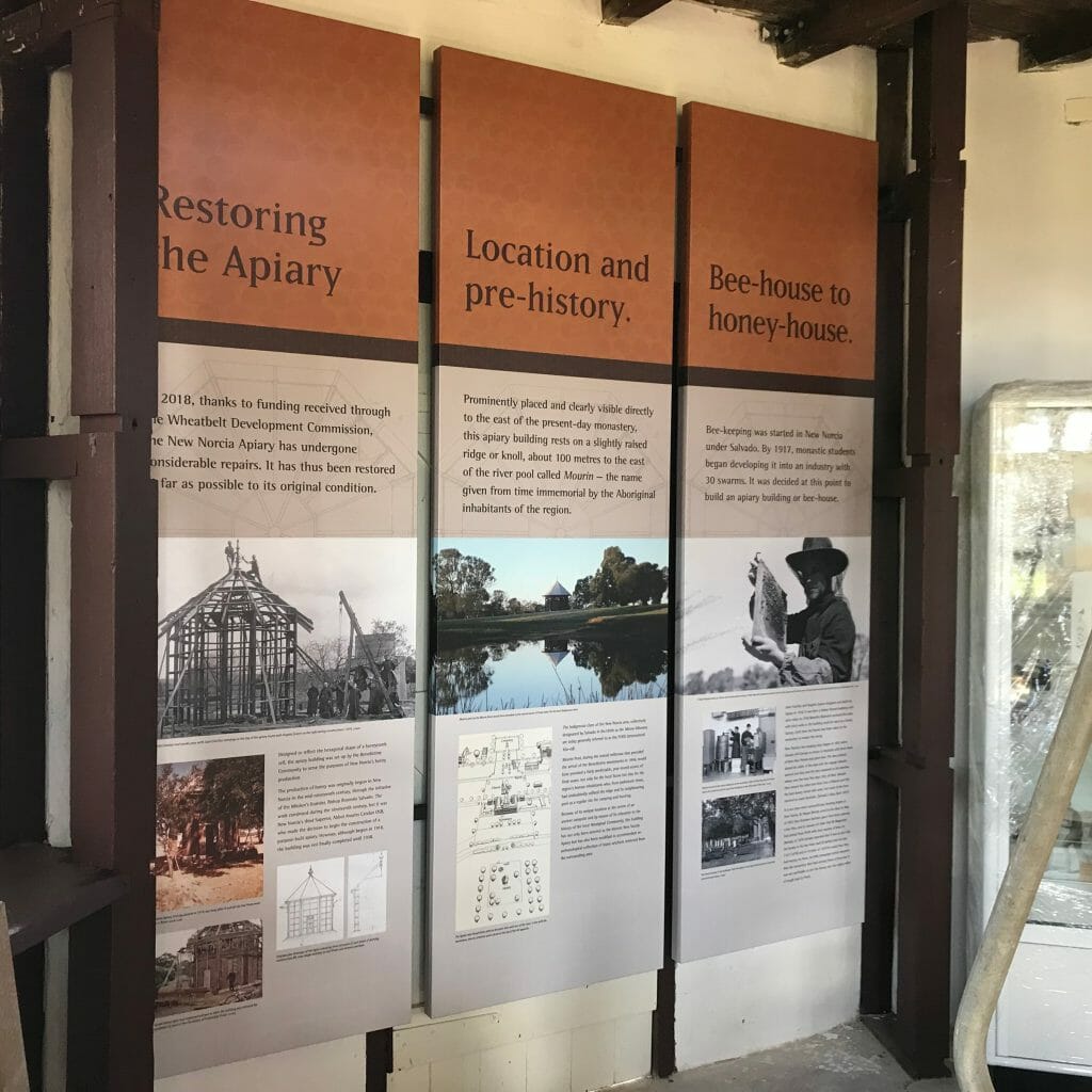 Interpretation_centre_signage